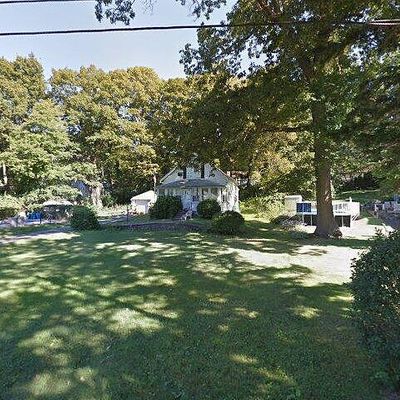 42 Hawkes St, Saugus, MA 01906