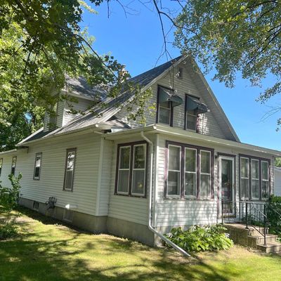 422 Nw Dupont Avenue Nw, Renville, MN 56284