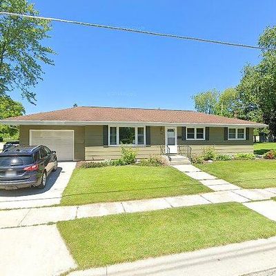 422 South St, Plymouth, WI 53073