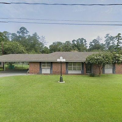 42205 Garden Dr, Ponchatoula, LA 70454