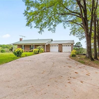 425 Dillon Ln, Mocksville, NC 27028