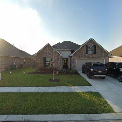 42542 Cedar Park Ave, Gonzales, LA 70737