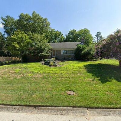 427 Conard Dr, Springfield, PA 19064