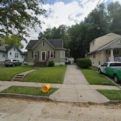 432 Oak St, Audubon, NJ 08106