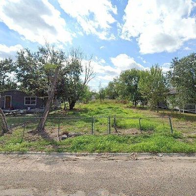 435 Sonora Ave, Raymondville, TX 78580