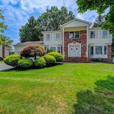 44 Calder Ct, Marlboro, NJ 07746