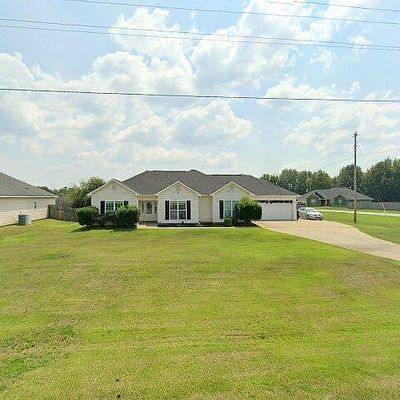 44 Honeysuckle Way, Fort Mitchell, AL 36856