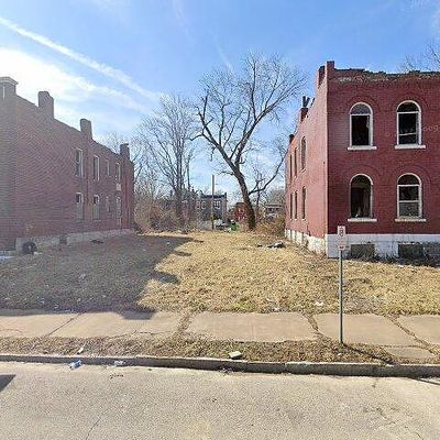 4422 Ashland Ave, Saint Louis, MO 63115