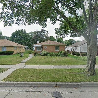 4457 N 70 Th St, Milwaukee, WI 53218