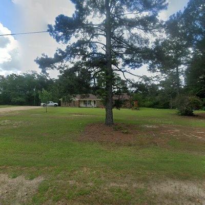 4468 Lovewell Rd, Richton, MS 39476