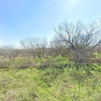 4474 S Flores Rd, Elmendorf, TX 78112