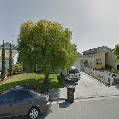 452 Brighton St, Salinas, CA 93907