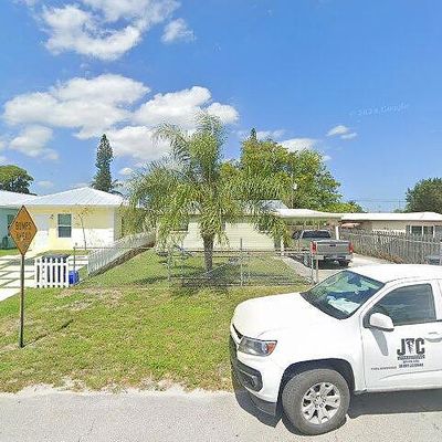 4579 Cambridge St, Lake Worth, FL 33463