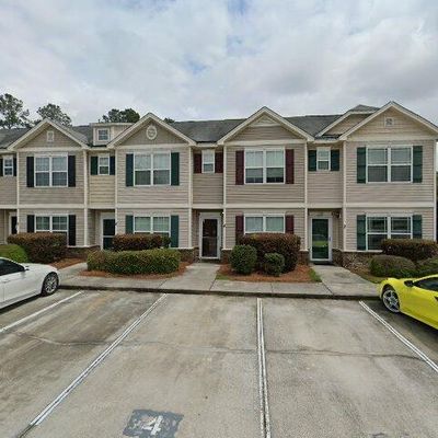 4 Winter Lake Cir, Savannah, GA 31407