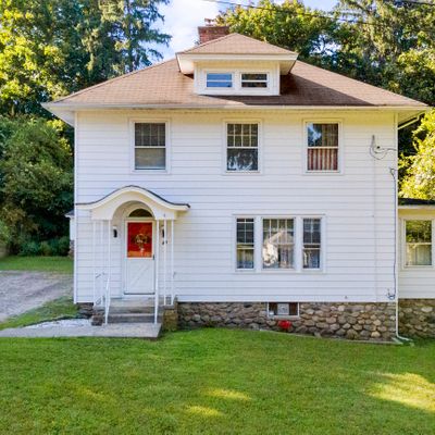 40 Belden St, Watertown, CT 06795