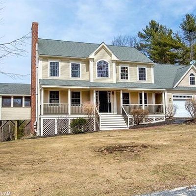 40 Moses Little Dr, Windham, ME 04062