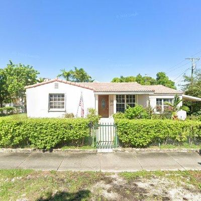 400 Nw 40 Th Ct, Miami, FL 33126