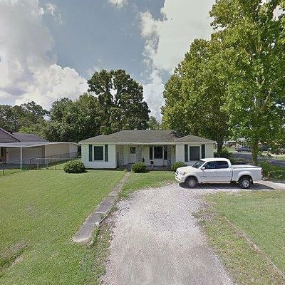 401 Starlin Dr, Sulphur, LA 70663