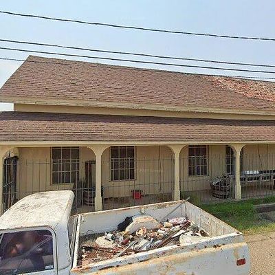 405 Gutierrez St, San Ygnacio, TX 78067