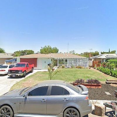 4062 N Eddy Ave, Fresno, CA 93727