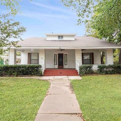 407 W Maple St, Whitewright, TX 75491