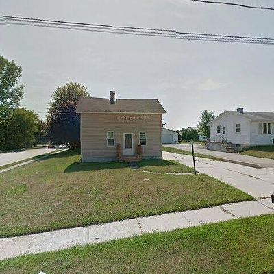 4103 Delta St, Manitowoc, WI 54220