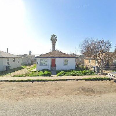 411 1/2 Lincoln Ave, Bakersfield, CA 93308