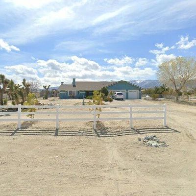 411 Calaveras Rd, Pinon Hills, CA 92372