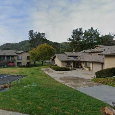 4131 Cyprus Island Ct, Fallbrook, CA 92028