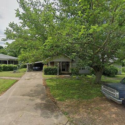 415 W Walnut St, Whitewright, TX 75491