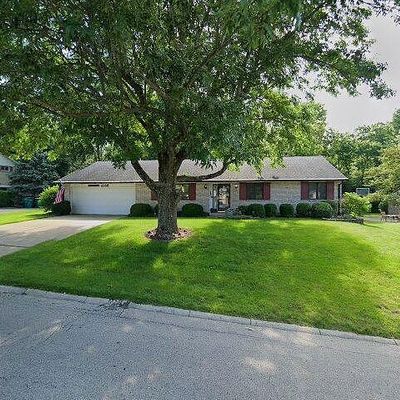 4166 Bantz Dr, Dayton, OH 45440