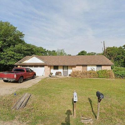 417 Hickorywood St, Azle, TX 76082