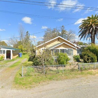 499 Wall St, Windsor, CA 95492