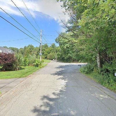 5 Bluebird Ln, Westport, MA 02790