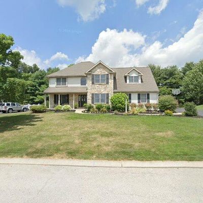 5 Ness, Seven Valleys, PA 17360