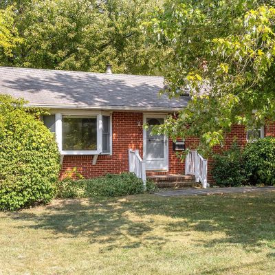 5 Rolling Rd, Chestertown, MD 21620