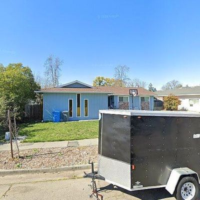 5085 Dupont Dr, Santa Rosa, CA 95409