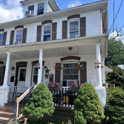 51 Evelyn Ave, Phillipsburg, NJ 08865