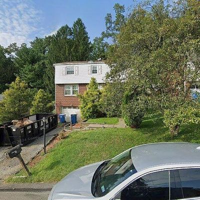 51 Dundalk Dr, Pittsburgh, PA 15235