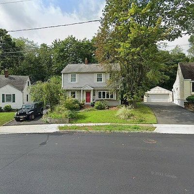 51 Lynwood Rd, Verona, NJ 07044