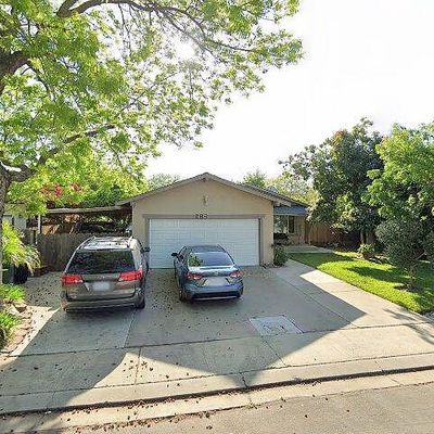 512 Arrowhead Ct, Modesto, CA 95351