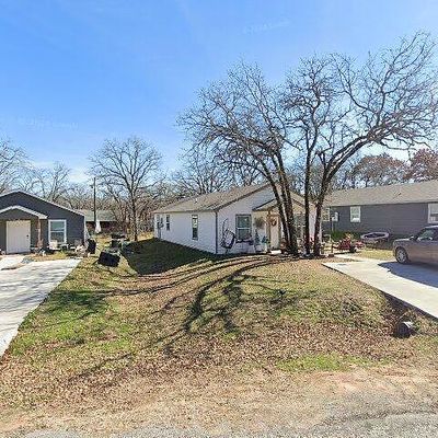 513 Longhorn Trl, Granbury, TX 76049