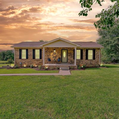 515 Old Stewart Rd, Tennessee Ridge, TN 37178