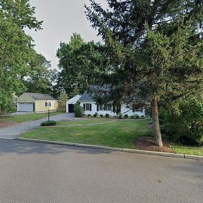 516 Sherwood Rd, Ho Ho Kus, NJ 07423