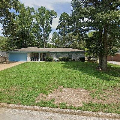 517 Northern Oak St, Nacogdoches, TX 75964