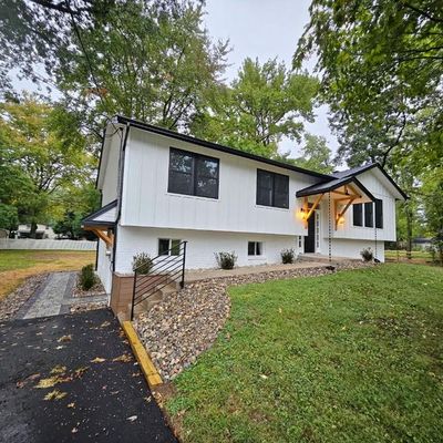 517 W Richardson Ave, Langhorne, PA 19047