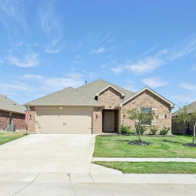 520 Calm Springs Dr, Princeton, TX 75407