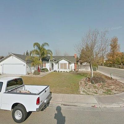 521 Cosart Ct, Exeter, CA 93221