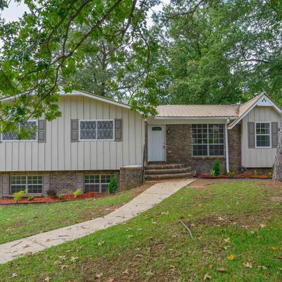 521 Fair Oaks Dr, Fairfield, AL 35064