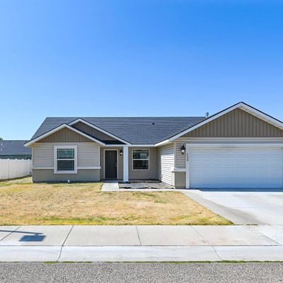 523 Emerald St, Rupert, ID 83350